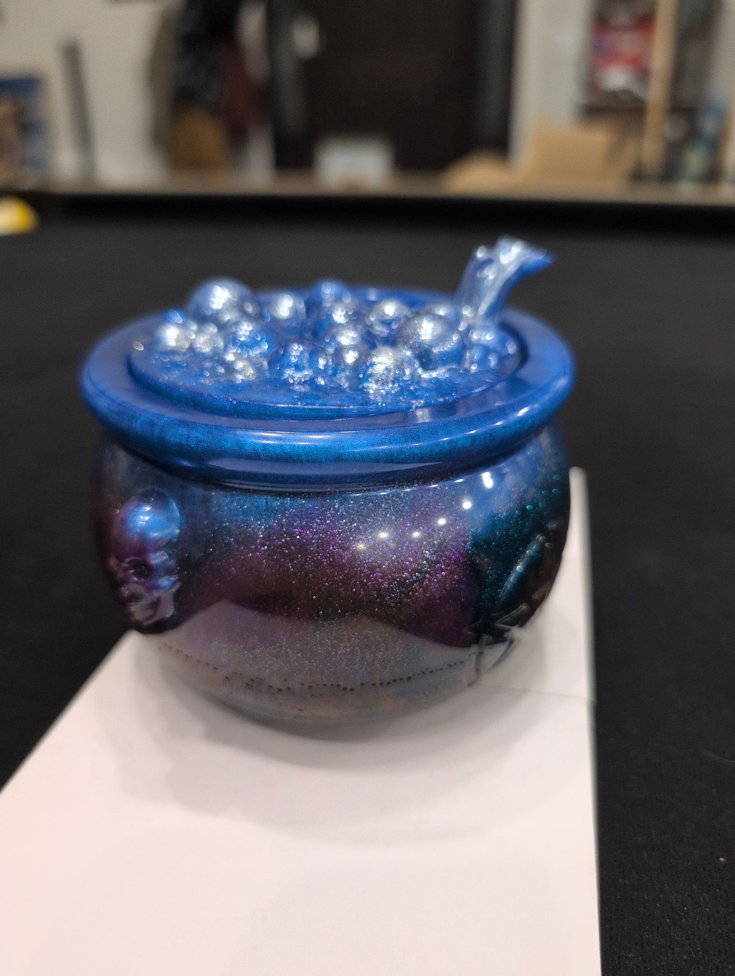 Witch couldron